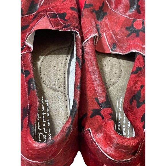 TOM’S for Neiman Marcus Men’s Red and Black Calf Hair Camouflage Slip On Shoes 8 main image 11